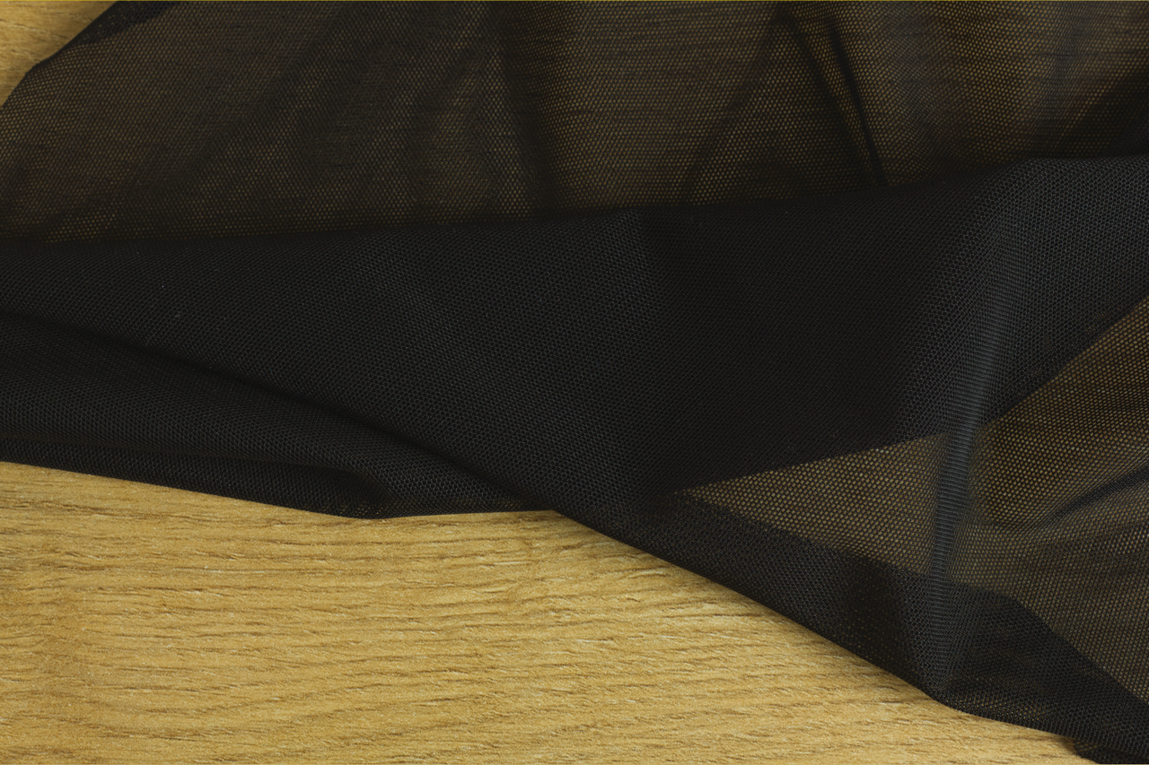 Puha tüll anyag a Szakatex méteráru nagykereskedésben